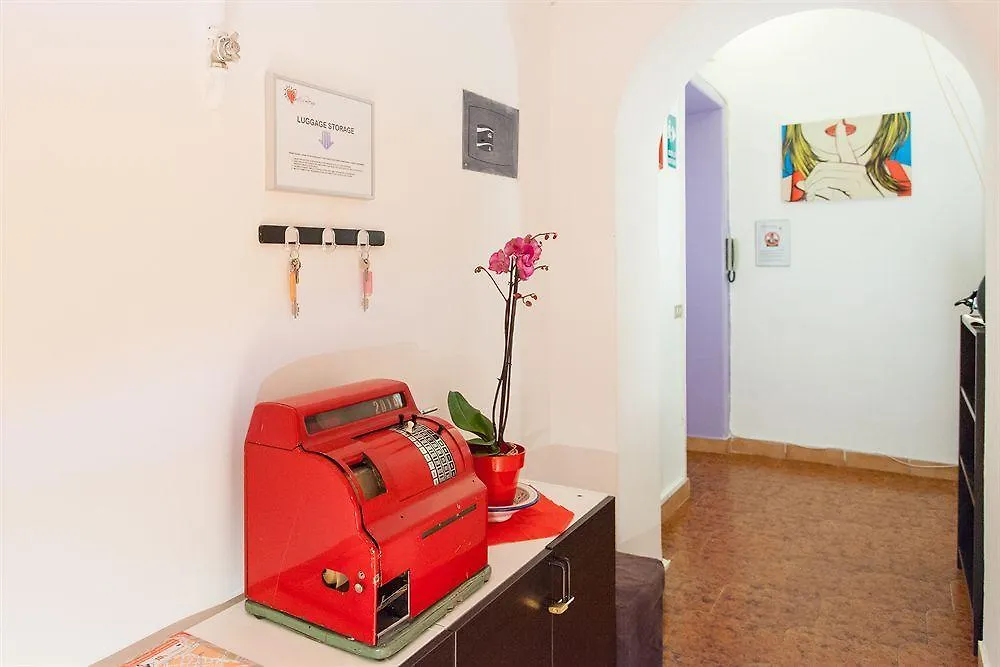 Meltin' Rome Guest House